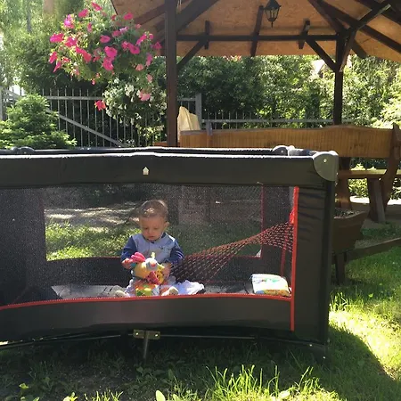 Zimorodek Poczuj Z Nami Magie Karpacza Spacerujac Do Centrum Widok Na Sniezke Konukevi